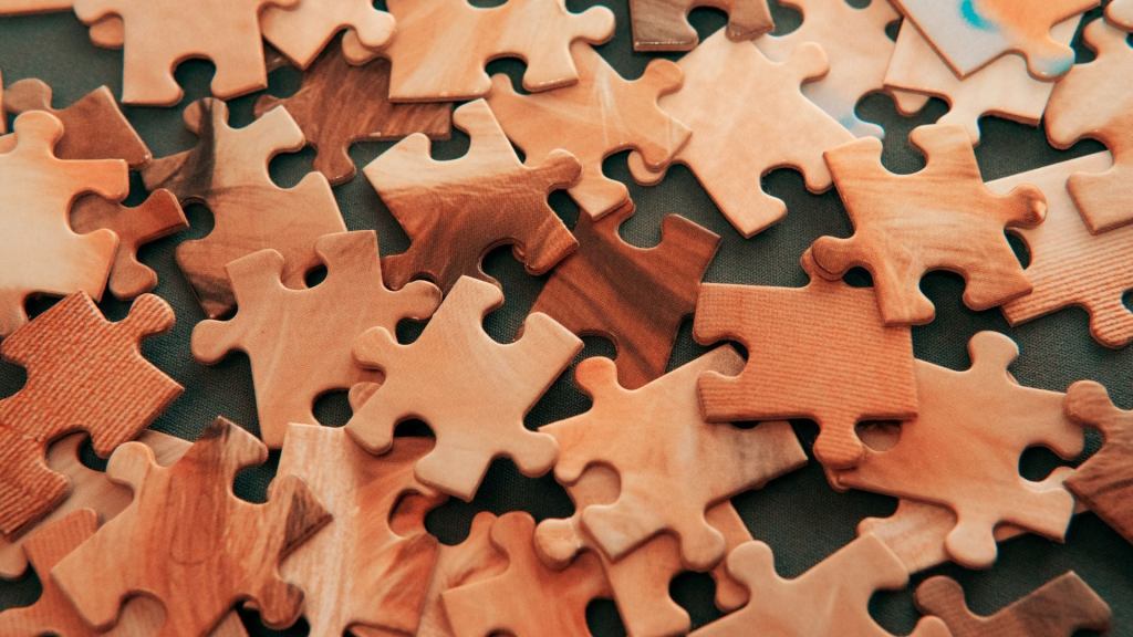 Jigsaw puzzle pieces